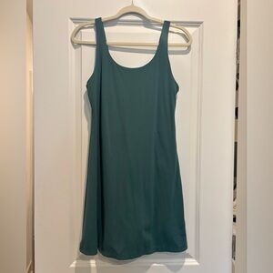 Patagonia Maipo workout Dress with shorts